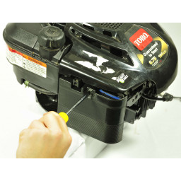 Как чистить и обслуживать ваш карбюратор Briggs and Stratton серии 675